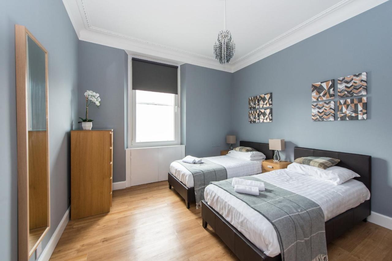Spacious Grassmarket 2 bedroom apartment Edimburgo Exterior foto